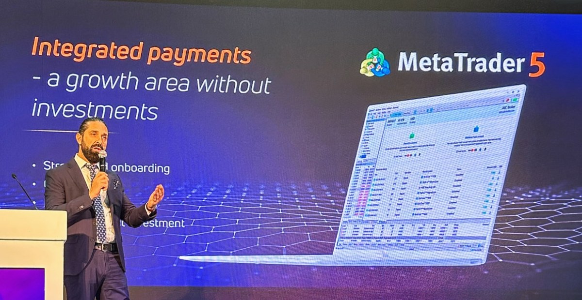 metatrader4_MT4官网_指标 EA 与资讯资源综合入口站：MetaQuotes新产品在2023迪拜外汇博览会(Forex Expo Dubai 2023)上备受关注（封面配图）